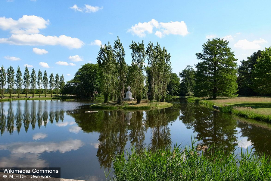 Вёрлицкий парк. Остров Руссо